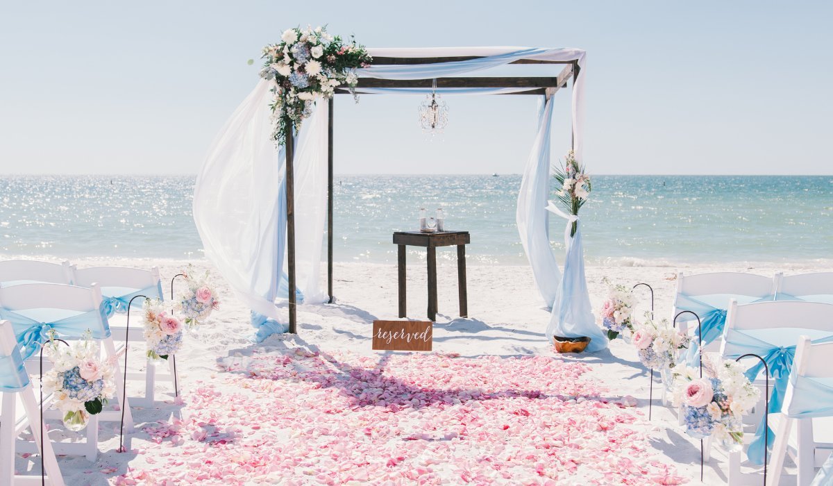 Ideas de decoración y detalles para vencer al sol en una boda en el campo -  Foto 1